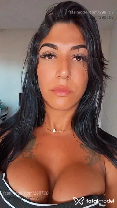 Acompanhante mulher trans morena (o) de olhos castanhos em Varginha - Melissa