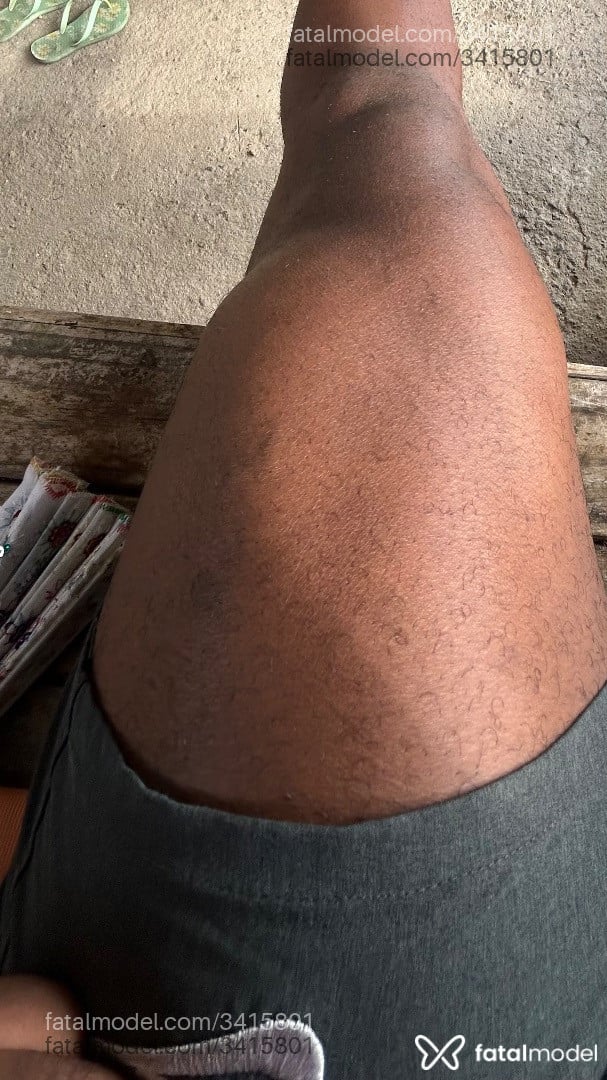 Acompanhante homem morena (o) de olhos castanhos em São Paulo - Malmal