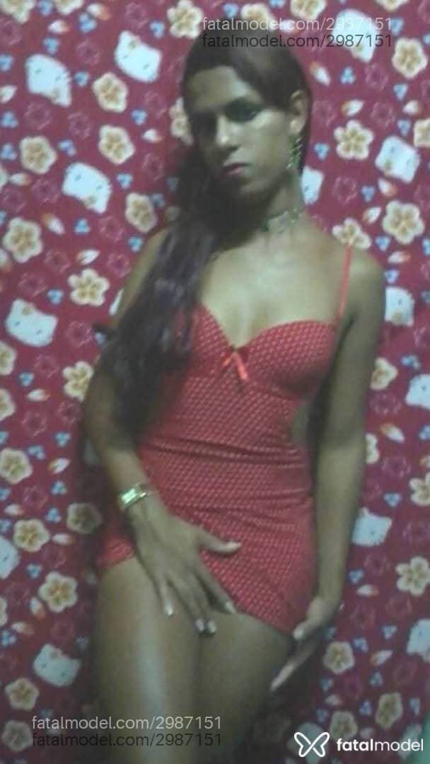 Acompanhante mulher trans com cabelo castanho de olhos castanhos em Crato Acompanhante mulher trans com cabelo castanho de olhos castanhos em Crato - Felinaunica
