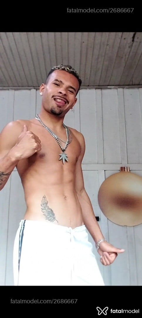 Acompanhante homem morena (o) de olhos pretos em Maringá - Rafael