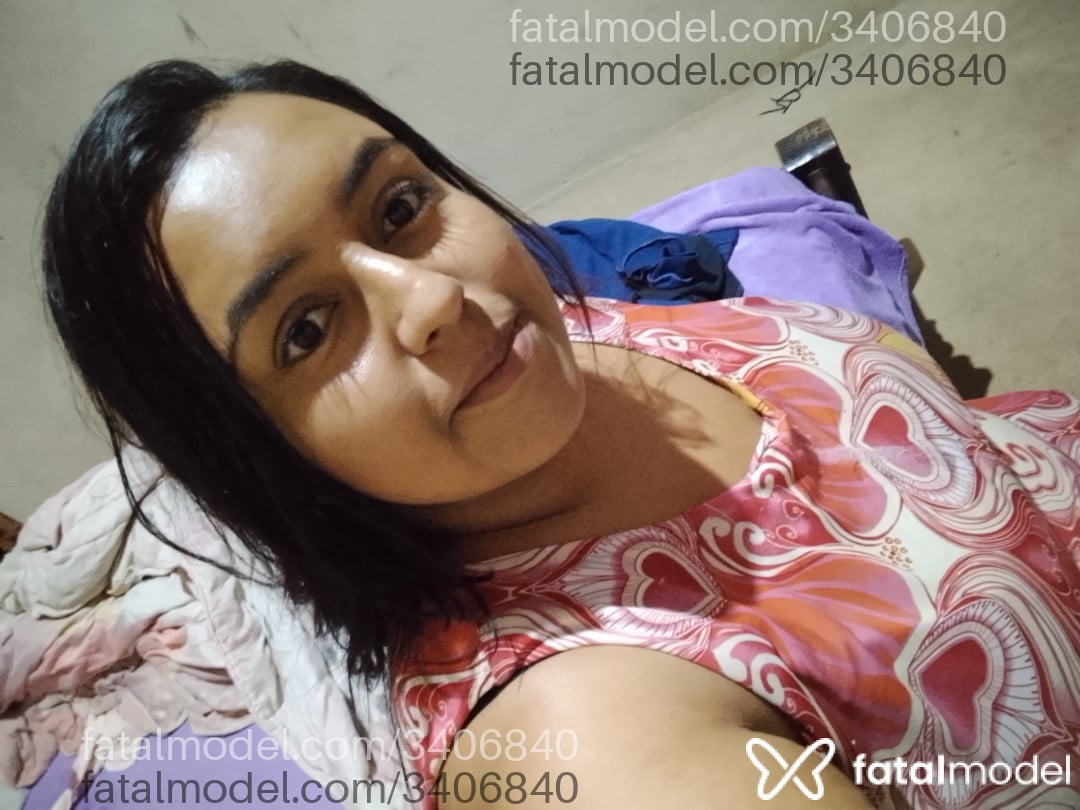 Acompanhante mulher morena (o) de olhos castanhos em Virtual - Letícia Carvalho