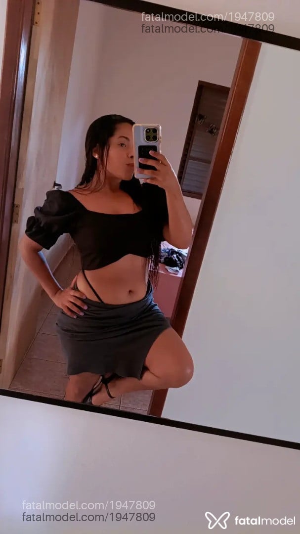 Acompanhante mulher com cabelo castanho de olhos castanhos em Artur Nogueira - Bruninhaasurfis