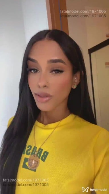 Acompanhante mulher trans morena (o) de olhos castanhos em Feira de Santana - Luany Medina