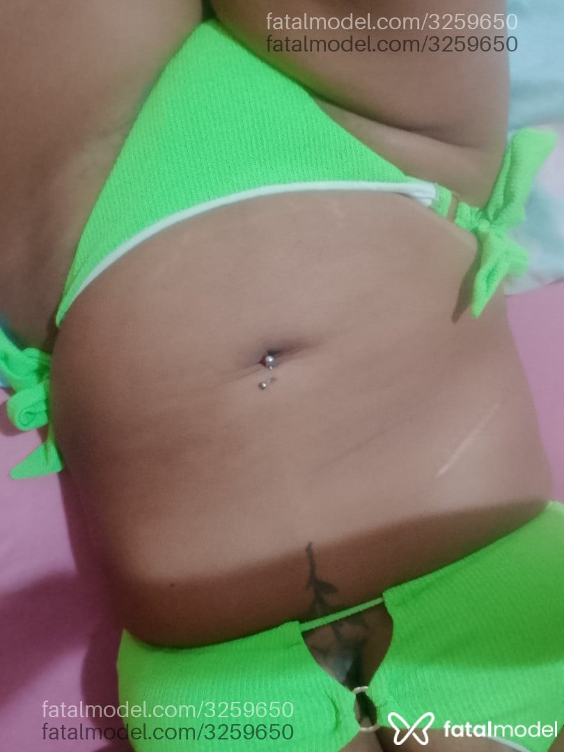 Acompanhante mulher com cabelo castanho de olhos castanhos em São Luís de Montes Belos - Aylla Nascimento