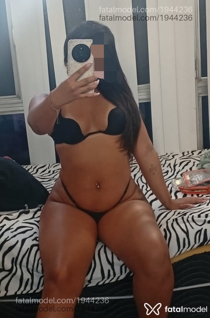 Acompanhante mulher morena (o) de olhos castanhos - Bella