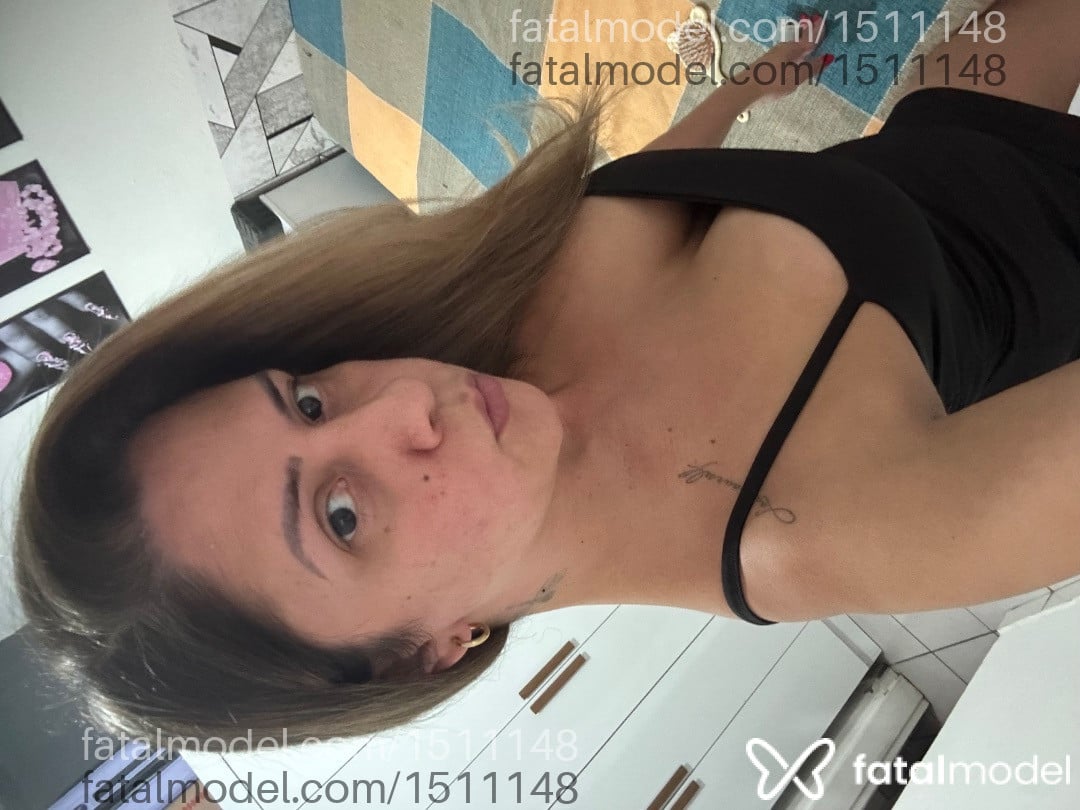 Acompanhante travesti loira (o) de olhos castanhos em Taubaté Acompanhante travesti loira (o) de olhos castanhos em Taubaté - Nicole Balls