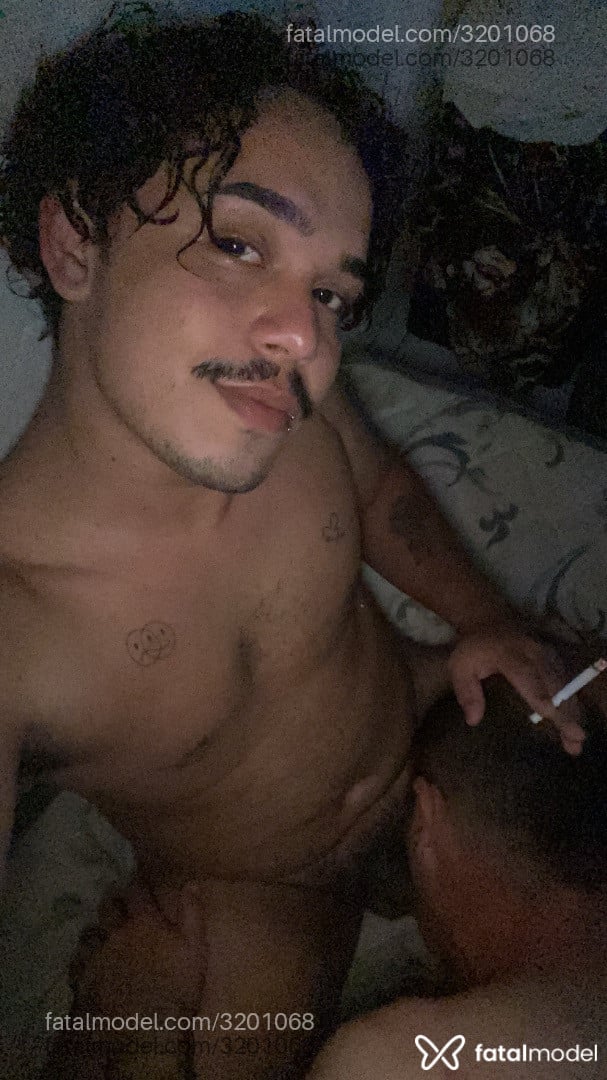 Acompanhante homem com cabelo castanho de olhos castanhos em Caucaia - Bernardo