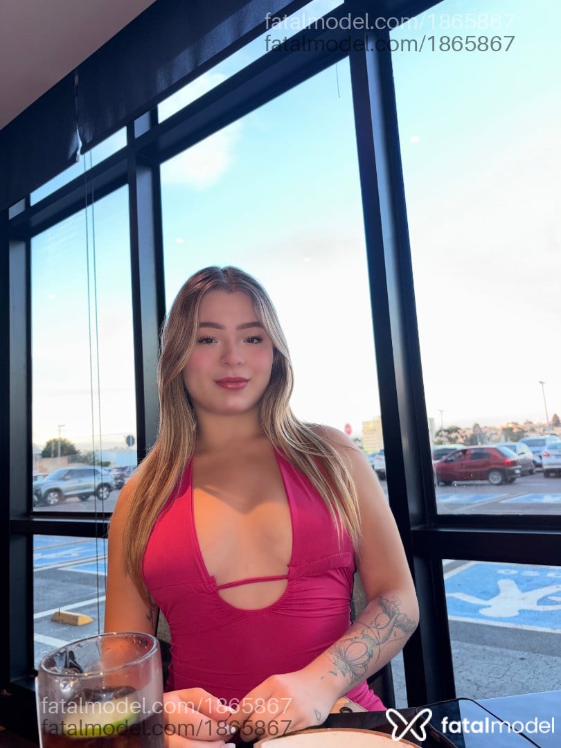 Acompanhante mulher loira (o) de olhos mel em São Borja - Bruna Ariel