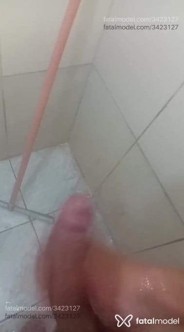Acompanhante homem morena (o) de olhos castanhos em Ribeirão Preto - Ericson