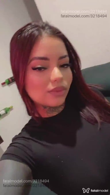 Acompanhante mulher morena (o) de olhos castanhos - Thayna
