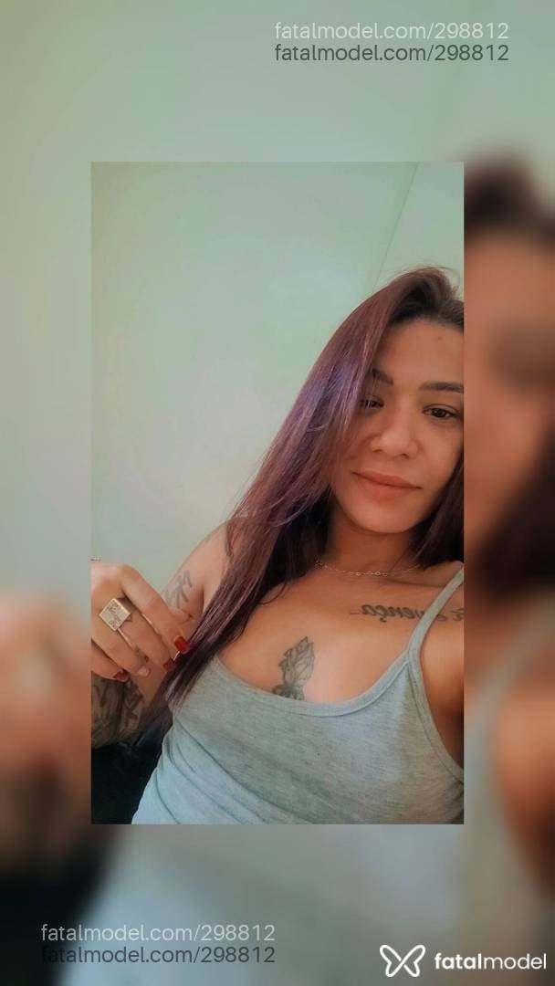 Acompanhante mulher com cabelo castanho de olhos castanhos em Volta Redonda Acompanhante mulher com cabelo castanho de olhos castanhos em Volta Redonda - Morena Lili