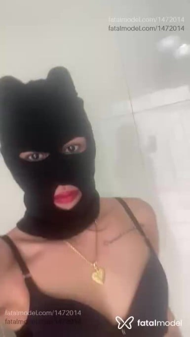 Acompanhante mulher loira (o) de olhos castanhos em Goiânia Acompanhante mulher loira (o) de olhos castanhos em Goiânia - Júlia