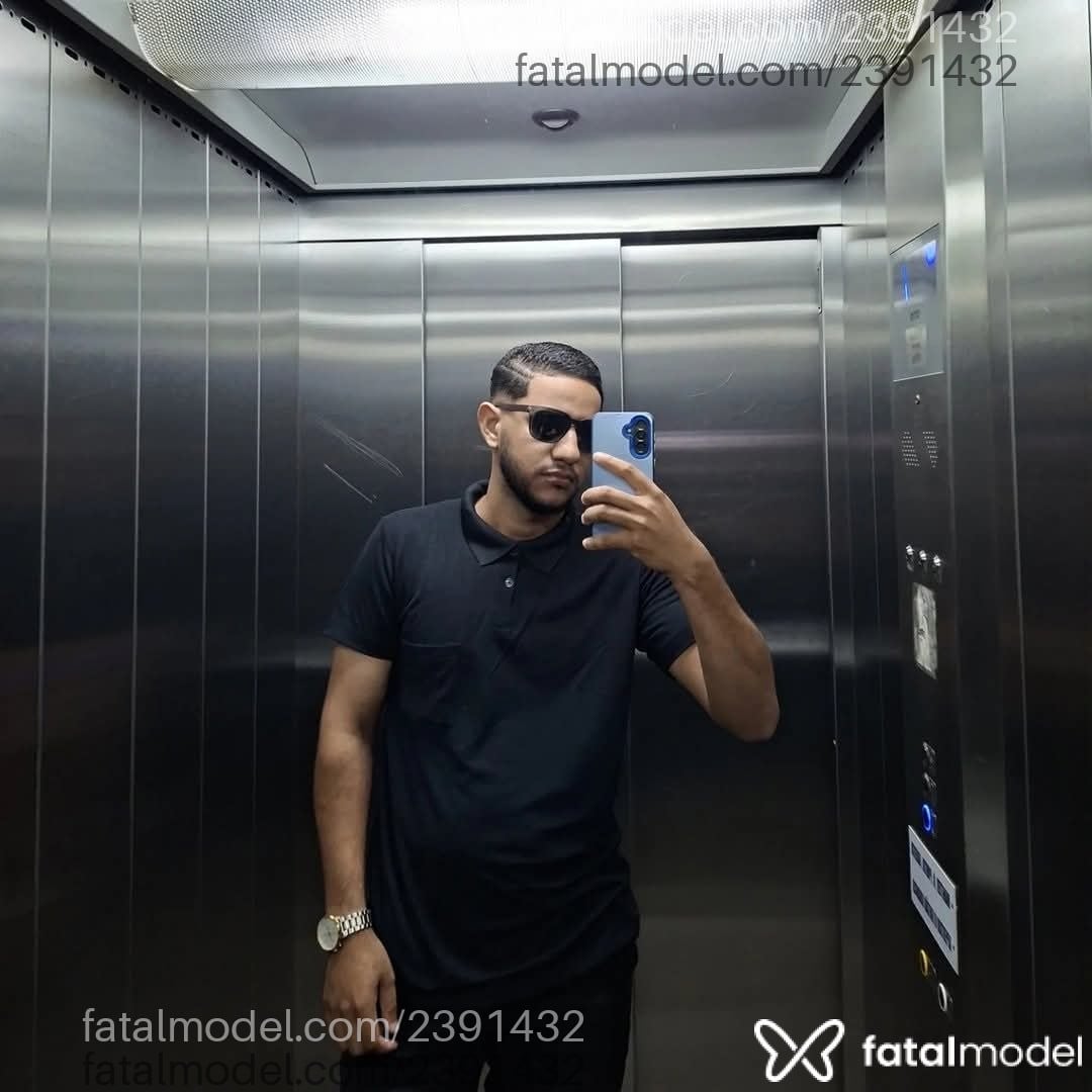Acompanhante homem com cabelo castanho de olhos castanhos em Ariquemes Acompanhante homem com cabelo castanho de olhos castanhos em Ariquemes - Lucas Luan