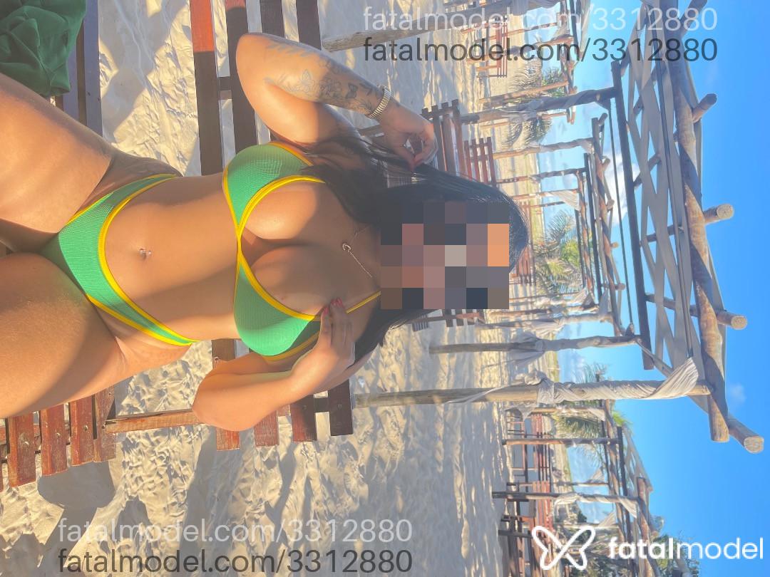 Acompanhante mulher morena (o) de olhos pretos em Joinville - Joana Bonfim