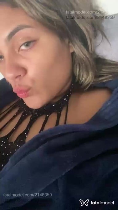 Acompanhante mulher loira (o) de olhos verdes em Pelotas Acompanhante mulher loira (o) de olhos verdes em Pelotas - Suellen Trindade