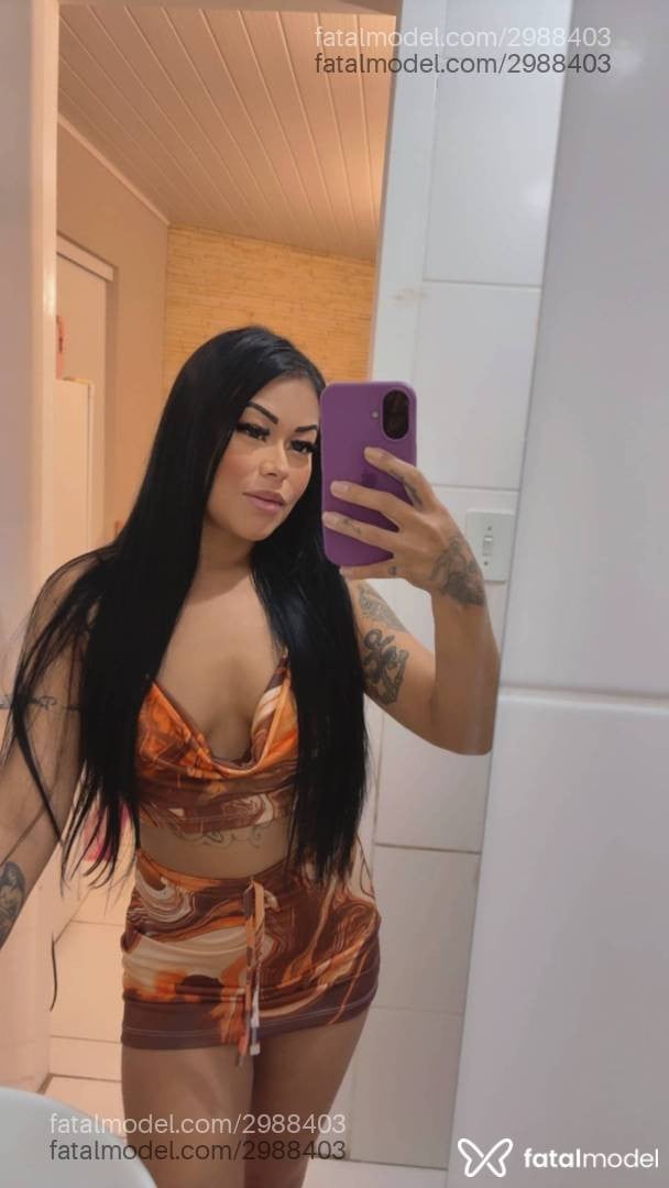 Acompanhante mulher morena (o) de olhos pretos - Ayumi