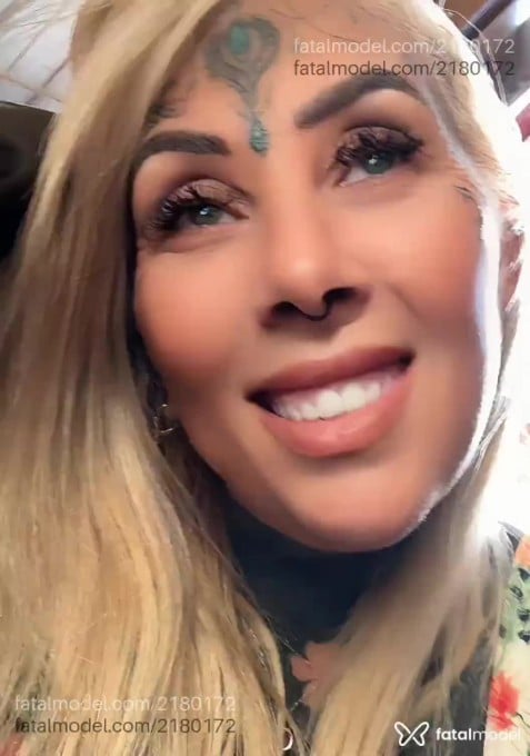 Acompanhante mulher loira (o) de olhos verdes em Canoas Acompanhante mulher loira (o) de olhos verdes em Canoas - Safira Santos