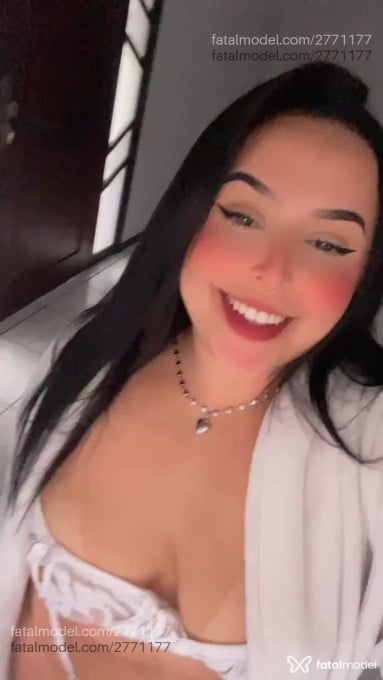 Acompanhante mulher morena (o) de olhos pretos - Letícia Lopes Acompanhante mulher morena (o) de olhos pretos - Letícia Lopes