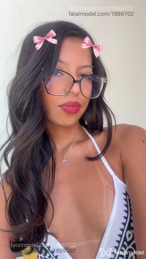 Acompanhante mulher morena (o) de olhos castanhos - Aline Salles