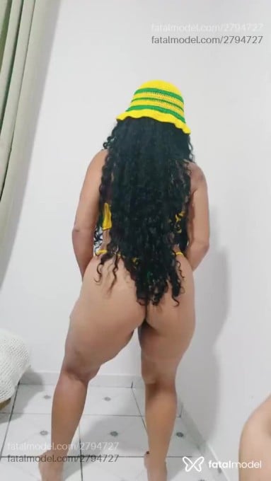 Acompanhante mulher morena (o) de olhos pretos em Açailândia - Mariana