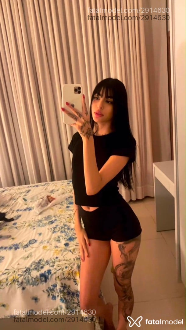 Acompanhante mulher morena (o) de olhos pretos em Goiânia - Isadora