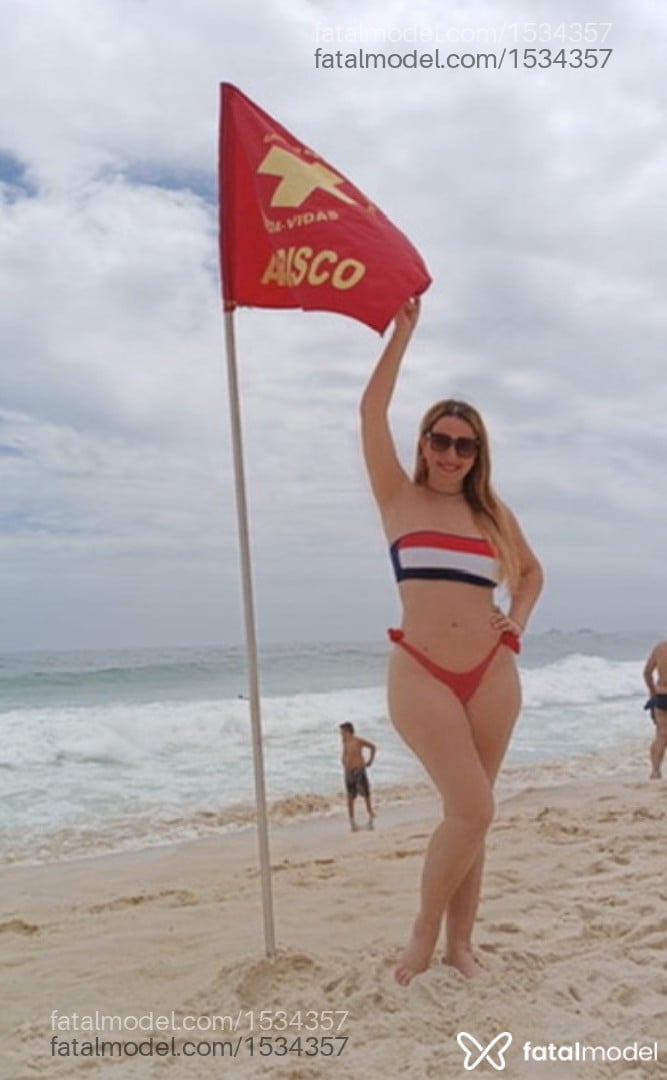 Acompanhante mulher loira (o) de olhos azuis em São José dos Campos - Clara Becker