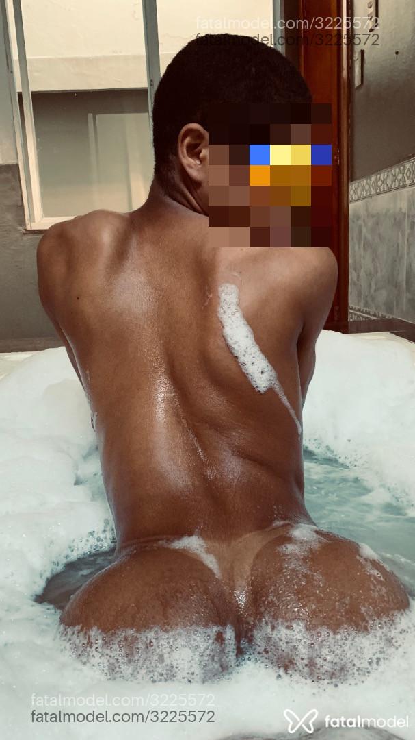 Acompanhante homem morena (o) de olhos castanhos em Ilhéus Acompanhante homem morena (o) de olhos castanhos em Ilhéus - Kaio Munniz