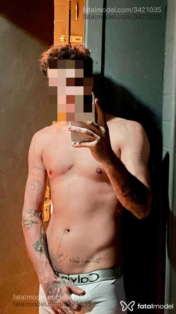 Acompanhante homem com cabelo castanho de olhos castanhos em Porto Alegre - Matheus