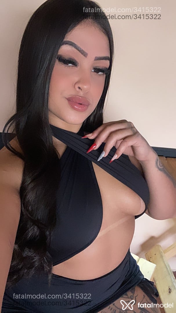 Acompanhante mulher morena (o) de olhos pretos em Gramado - Vivih