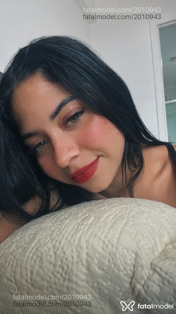 Acompanhante mulher morena (o) de olhos verdes em Foz do Iguaçu - Selene