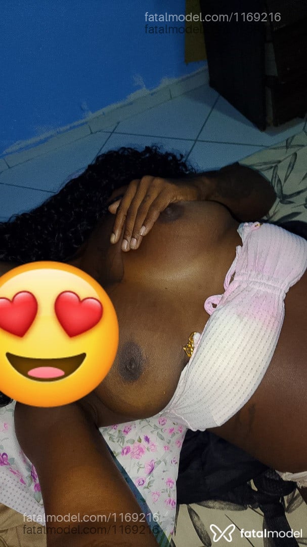 Acompanhante mulher morena (o) de olhos castanhos em Camaçari - Maria Paula