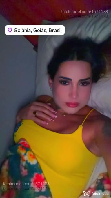 Acompanhante homem trans loira (o) de olhos pretos em Britânia Acompanhante homem trans loira (o) de olhos pretos em Britânia - Thaylla eloiza