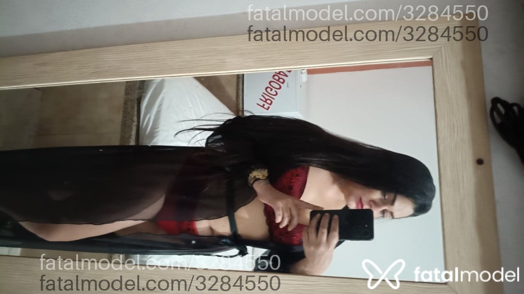 Acompanhante mulher morena (o) de olhos mel em Lajeado - Gabriely