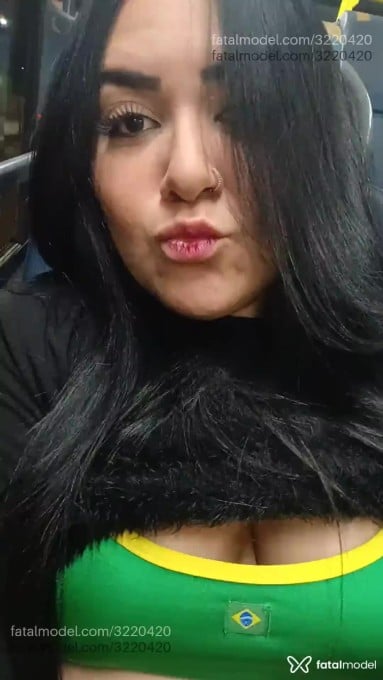 Acompanhante mulher morena (o) de olhos pretos em Virtual - Karolyne