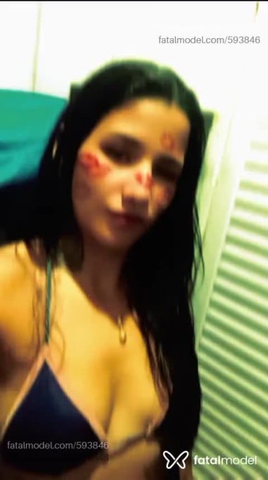 Acompanhante mulher morena (o) de olhos pretos em Alta Floresta Acompanhante mulher morena (o) de olhos pretos em Alta Floresta - Melissa