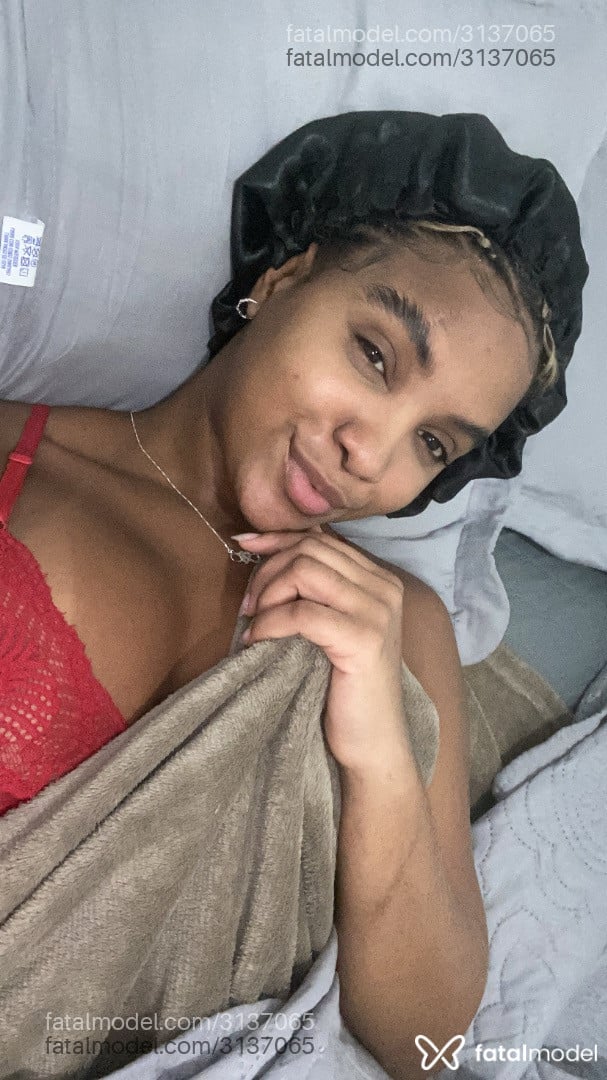 Acompanhante mulher morena (o) de olhos castanhos em São Paulo - Maya