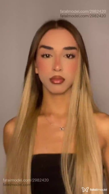Acompanhante mulher trans morena (o) de olhos castanhos em Imperatriz Acompanhante mulher trans morena (o) de olhos castanhos em Imperatriz - Lara
