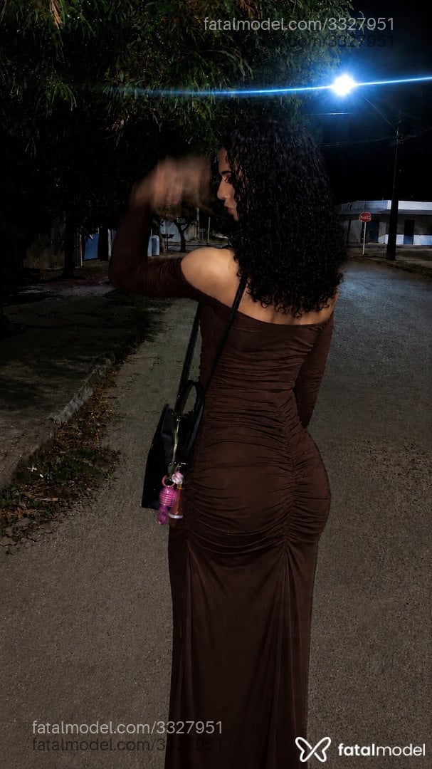 Acompanhante mulher trans morena (o) de olhos castanhos em Vilhena - Yasmin