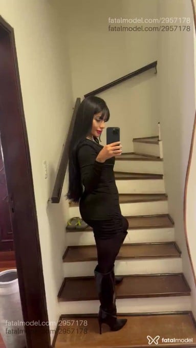 Acompanhante mulher morena (o) de olhos castanhos - Danielle Sousa Acompanhante mulher morena (o) de olhos castanhos - Danielle Sousa