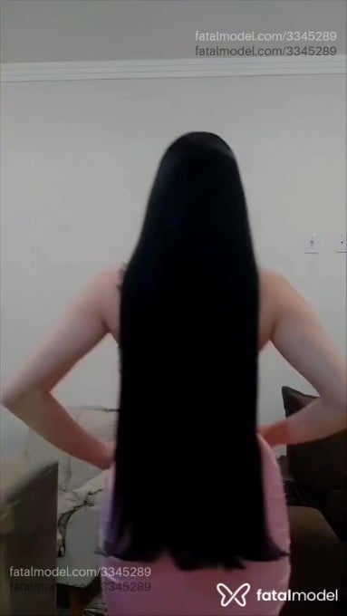 Acompanhante mulher morena (o) de olhos azuis - Paola Acompanhante mulher morena (o) de olhos azuis - Paola