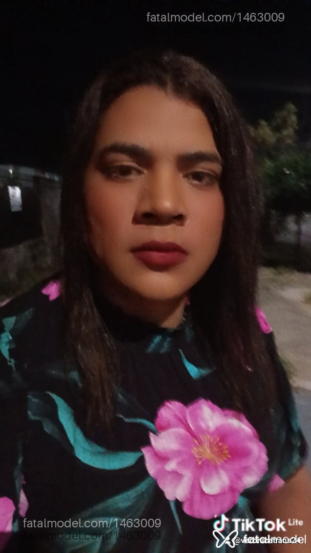 Acompanhante travesti morena (o) de olhos castanhos em Nova Mutum - Verônica Vitoria