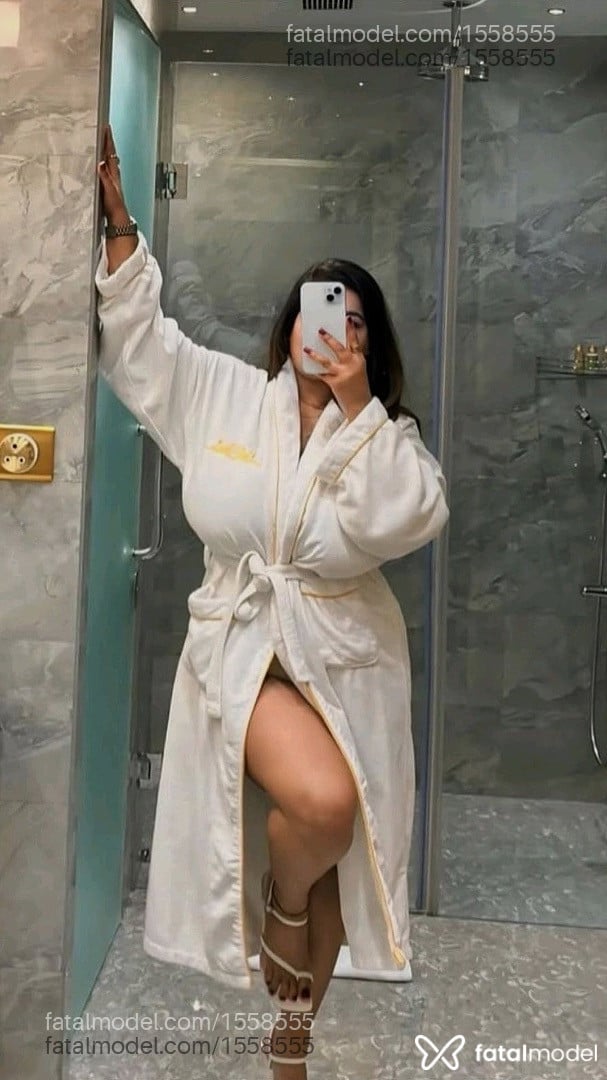 Acompanhante mulher com cabelo castanho de olhos castanhos em Ipatinga - Clara Tavares