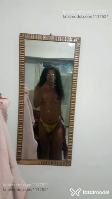 Acompanhante mulher trans morena (o) de olhos castanhos em Nova Friburgo Acompanhante mulher trans morena (o) de olhos castanhos em Nova Friburgo - Lua