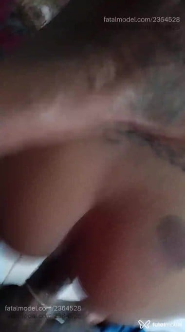 Acompanhante mulher com cabelo castanho de olhos pretos - Luna Ferrari Acompanhante mulher com cabelo castanho de olhos pretos - Luna Ferrari