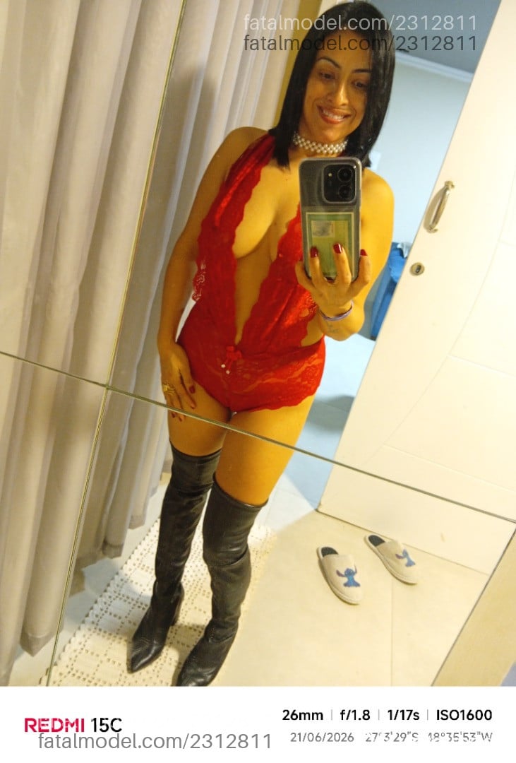 Acompanhante mulher ruiva (o) de olhos pretos - Este Acompanhante mulher ruiva (o) de olhos pretos - Este