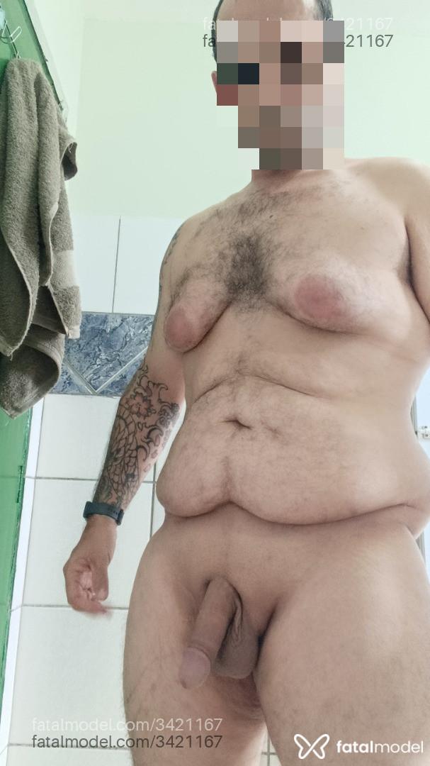 Acompanhante homem com cabelo castanho de olhos pretos em Anápolis - Vinicius