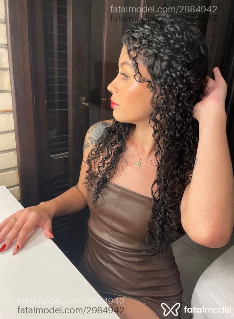 Acompanhante mulher morena (o) de olhos castanhos - Melissa Maceno Acompanhante mulher morena (o) de olhos castanhos - Melissa Maceno