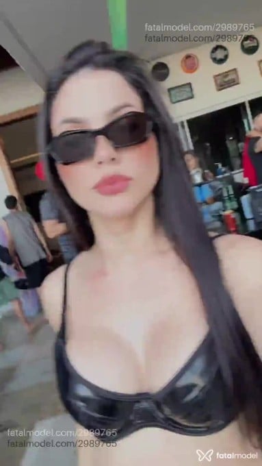 Acompanhante mulher morena (o) de olhos castanhos em Goiânia - Mel