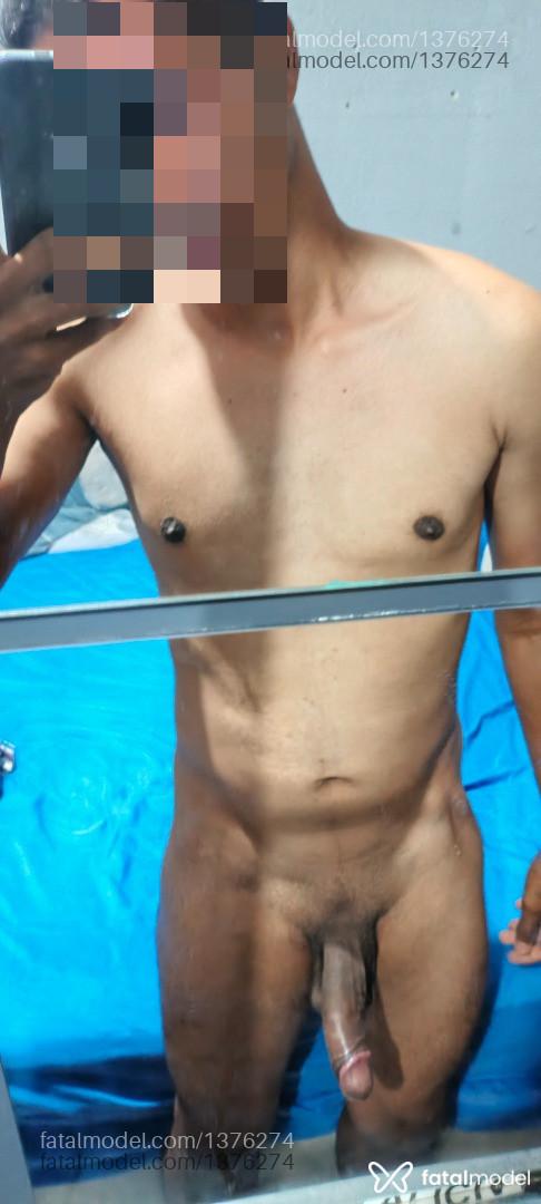Acompanhante homem morena (o) de olhos castanhos em Ubatuba - Maycon