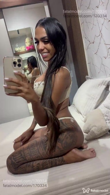 Acompanhante mulher trans morena (o) de olhos pretos em São Paulo - Bruna Zampolli